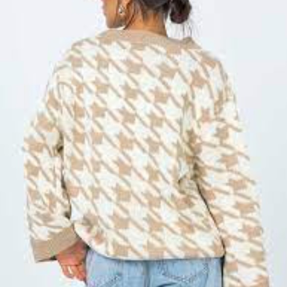 New*Princess Polly Houndstooth Print‎ Sweater - Picture 2 of 10